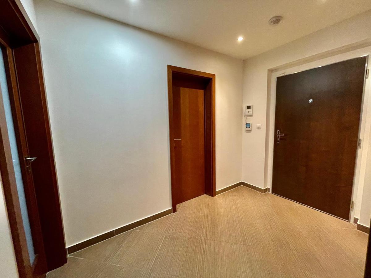 Centrum Park Apartment+ Прага Экстерьер фото